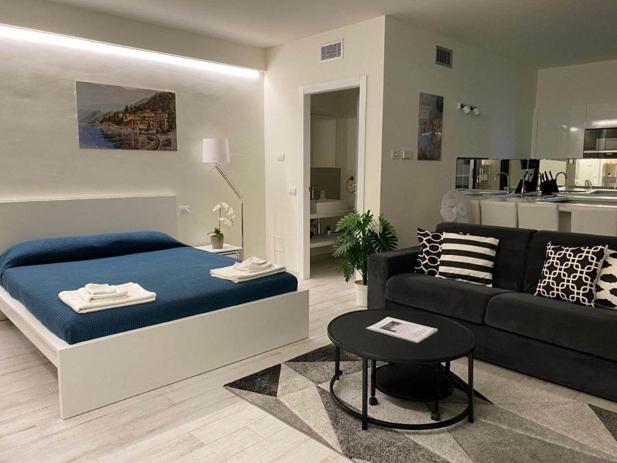 Terrazza Sul Lago - Acquaseria, San Siro By Lovecomo Exterior foto
